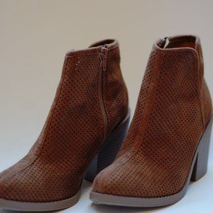 Brown/Cognac Heeled Booties